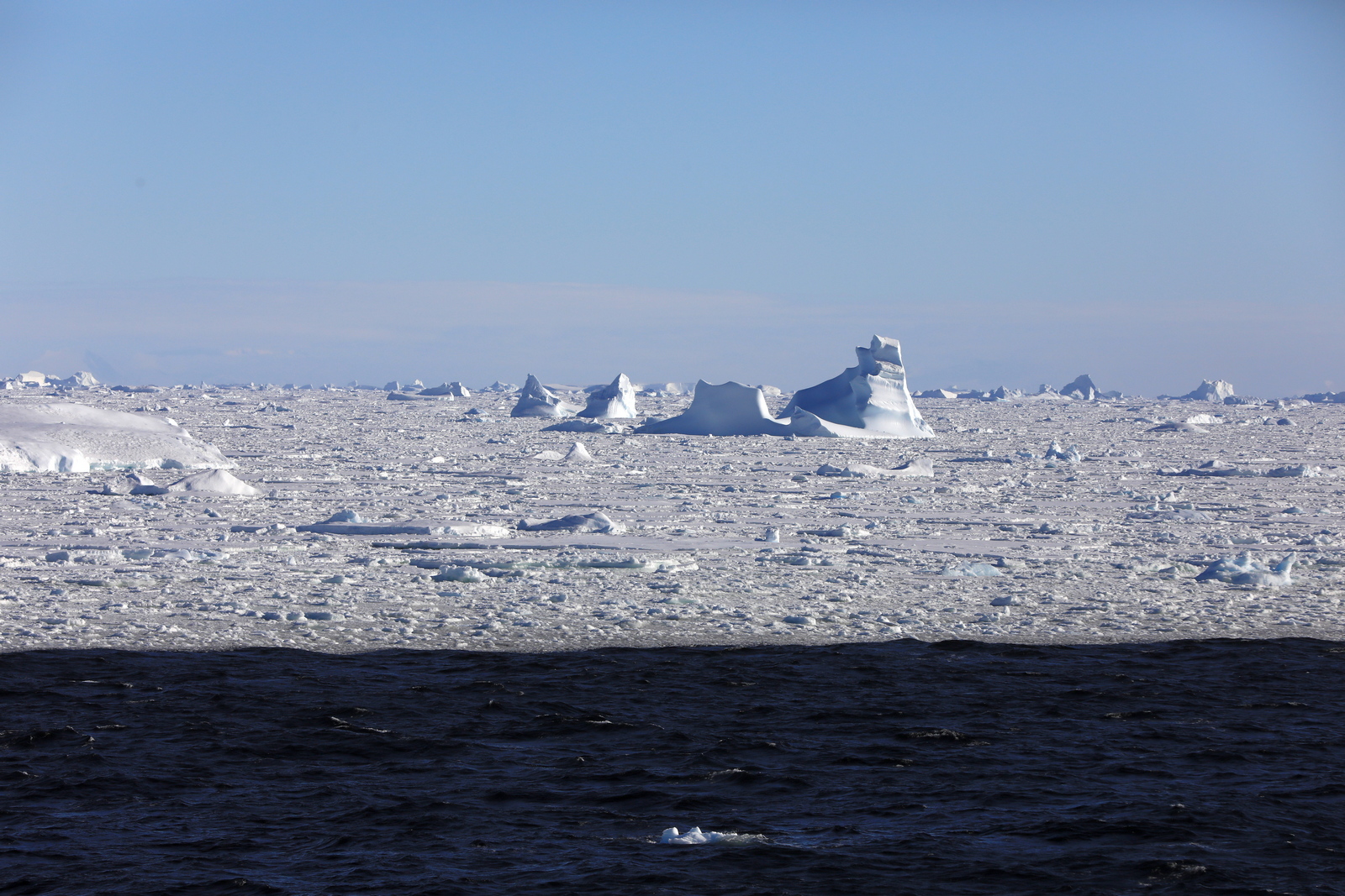 1702_Antarctique_02566_c_sm.jpg