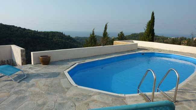 EaglesNest-Ext-HouseExt.jpg
