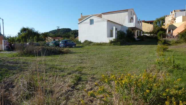 GiorgosAptsPeroulades-Ext4.jpg