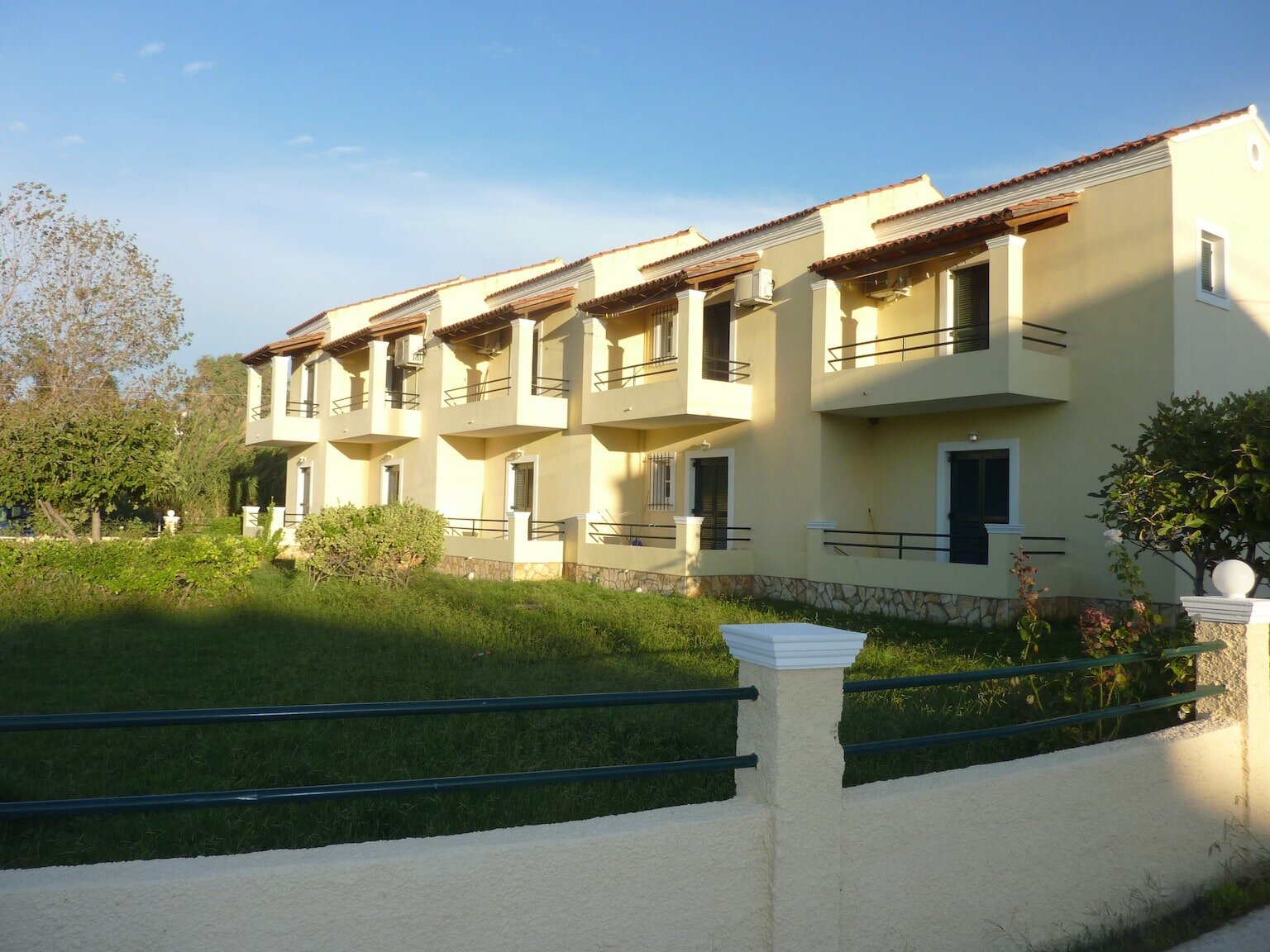 Corfu_Estate_Agents_Acharavi_Beachside_Apartments_24.jpg