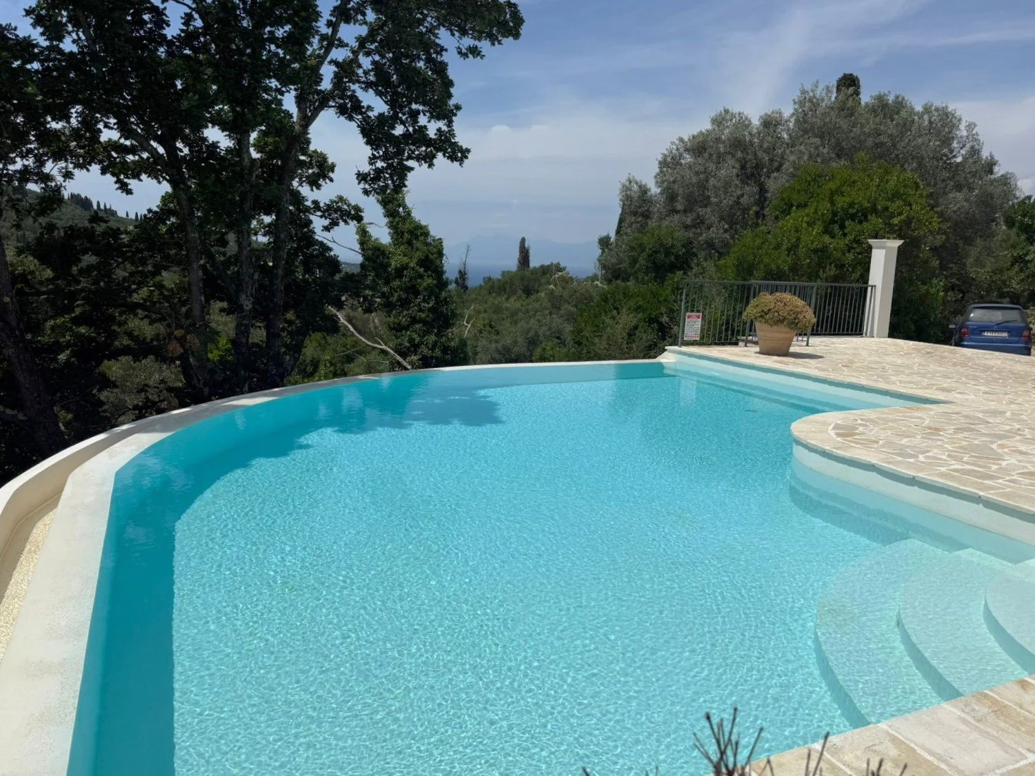 pool wide.jpeg