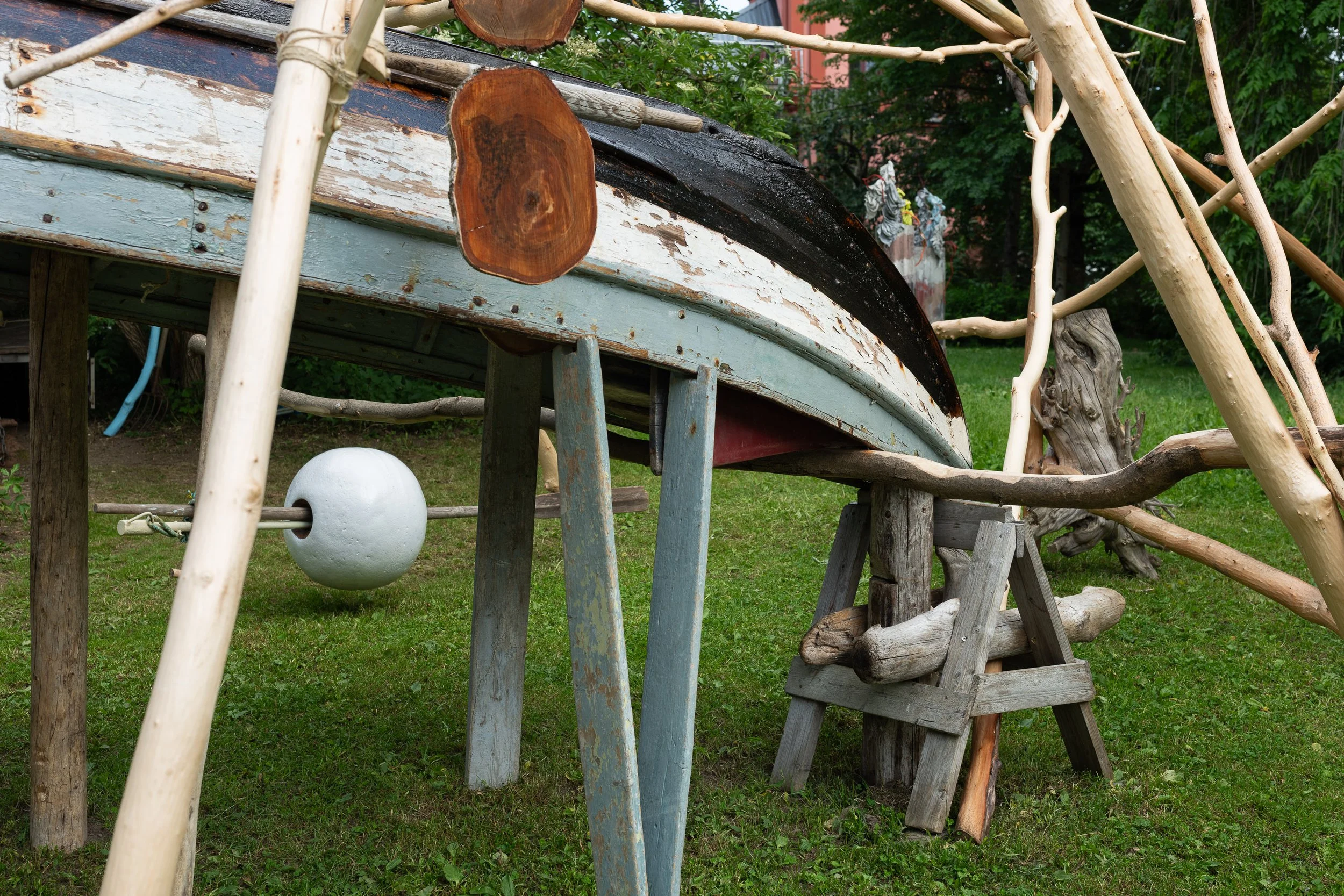Billedhoggerforening_Skulpturpark_2025_WebRes_39.jpg