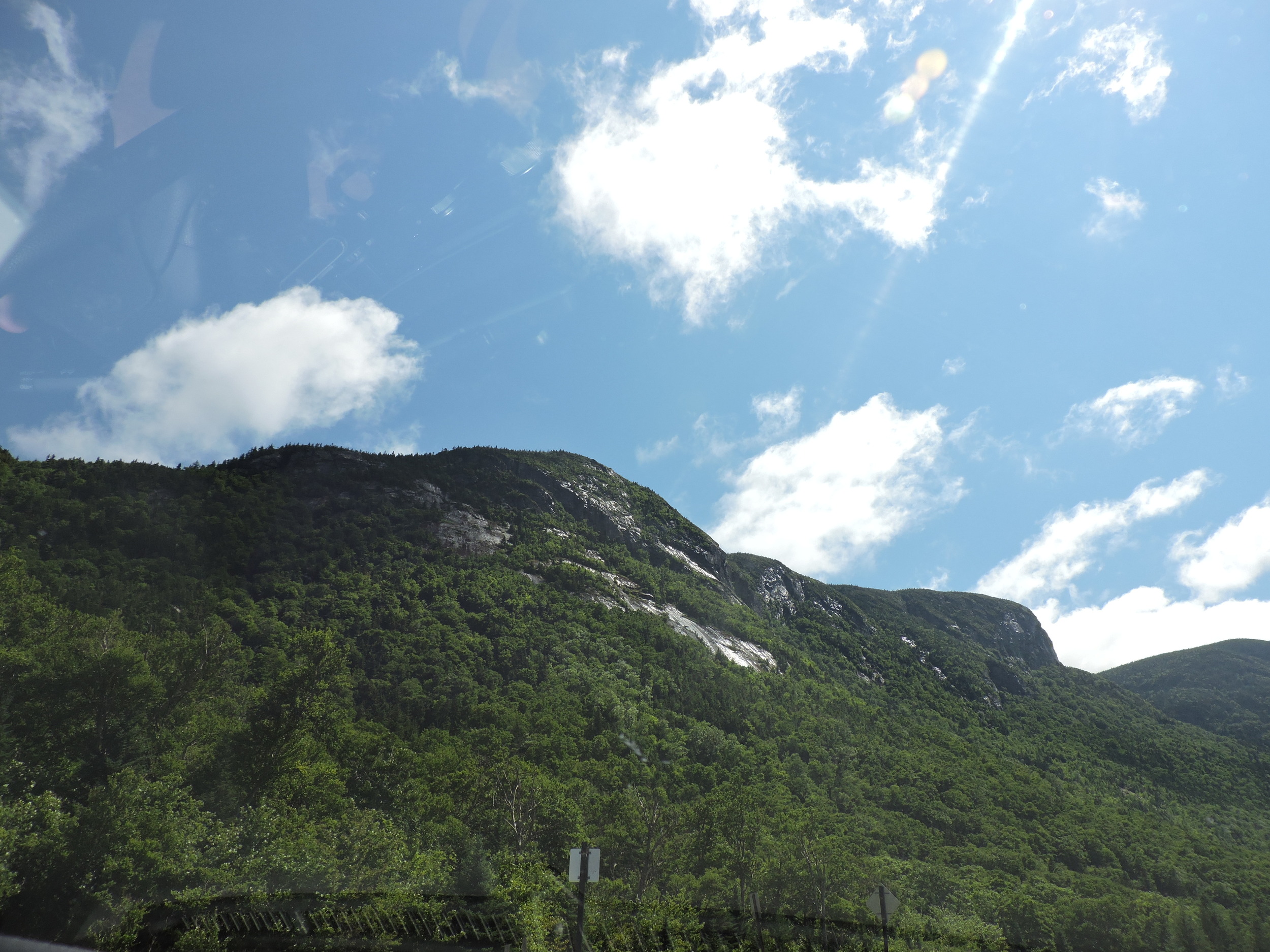 Franconia Notch is an 8-mile stretch between the Kinsman Range and Franconia Range.