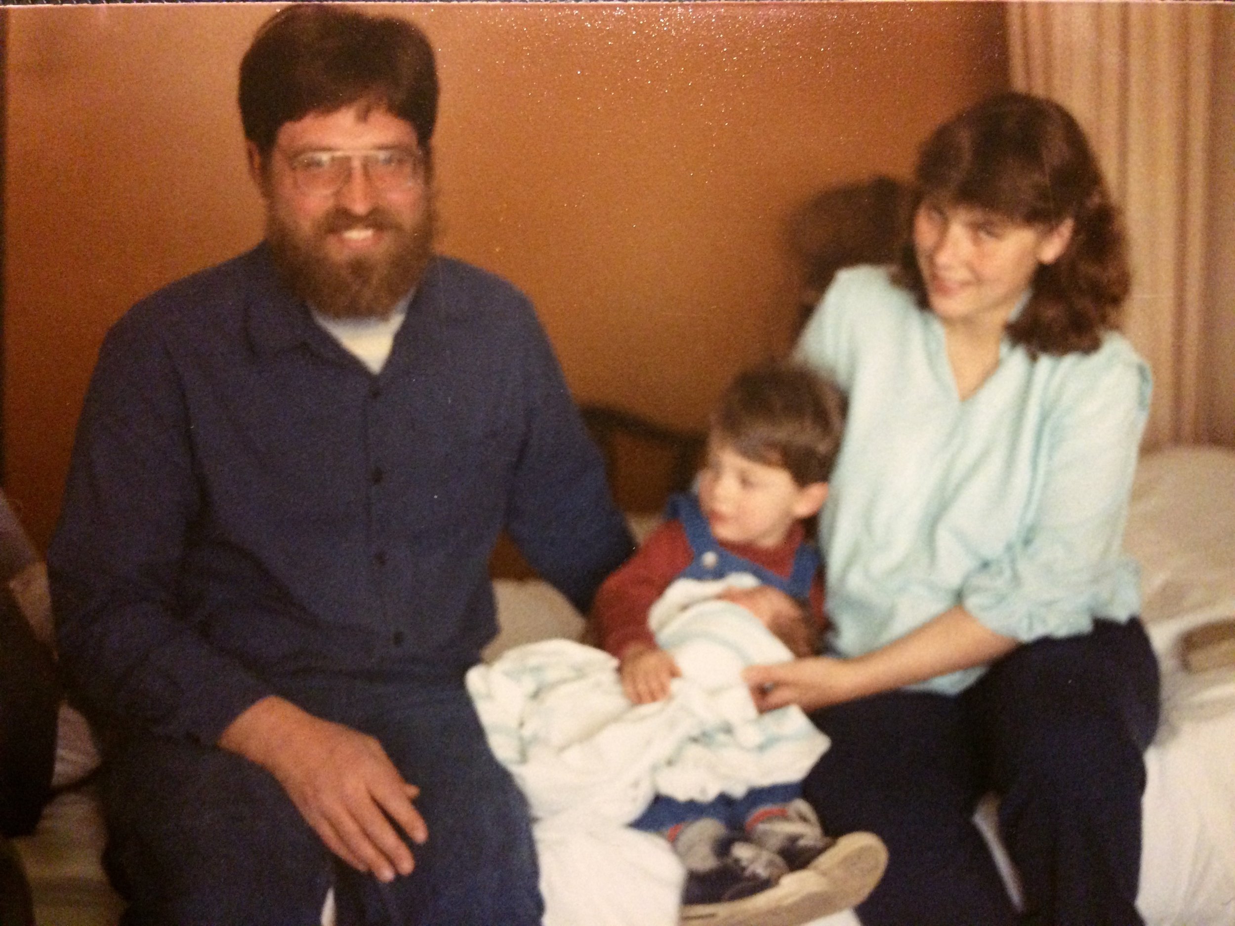 Mom, Dad, Gary, and baby baby Ariele