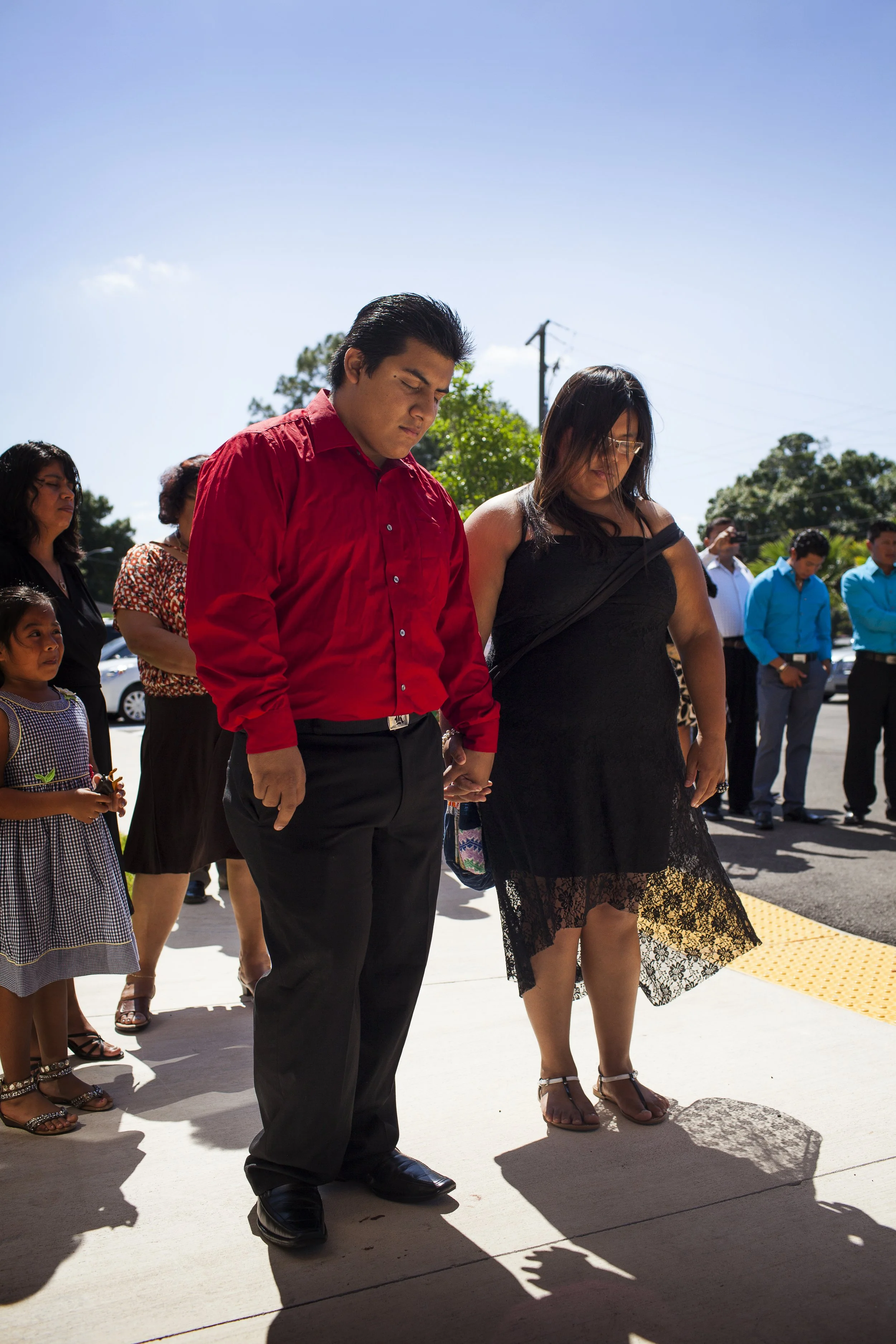 Couple Pray_MG_0700.jpg