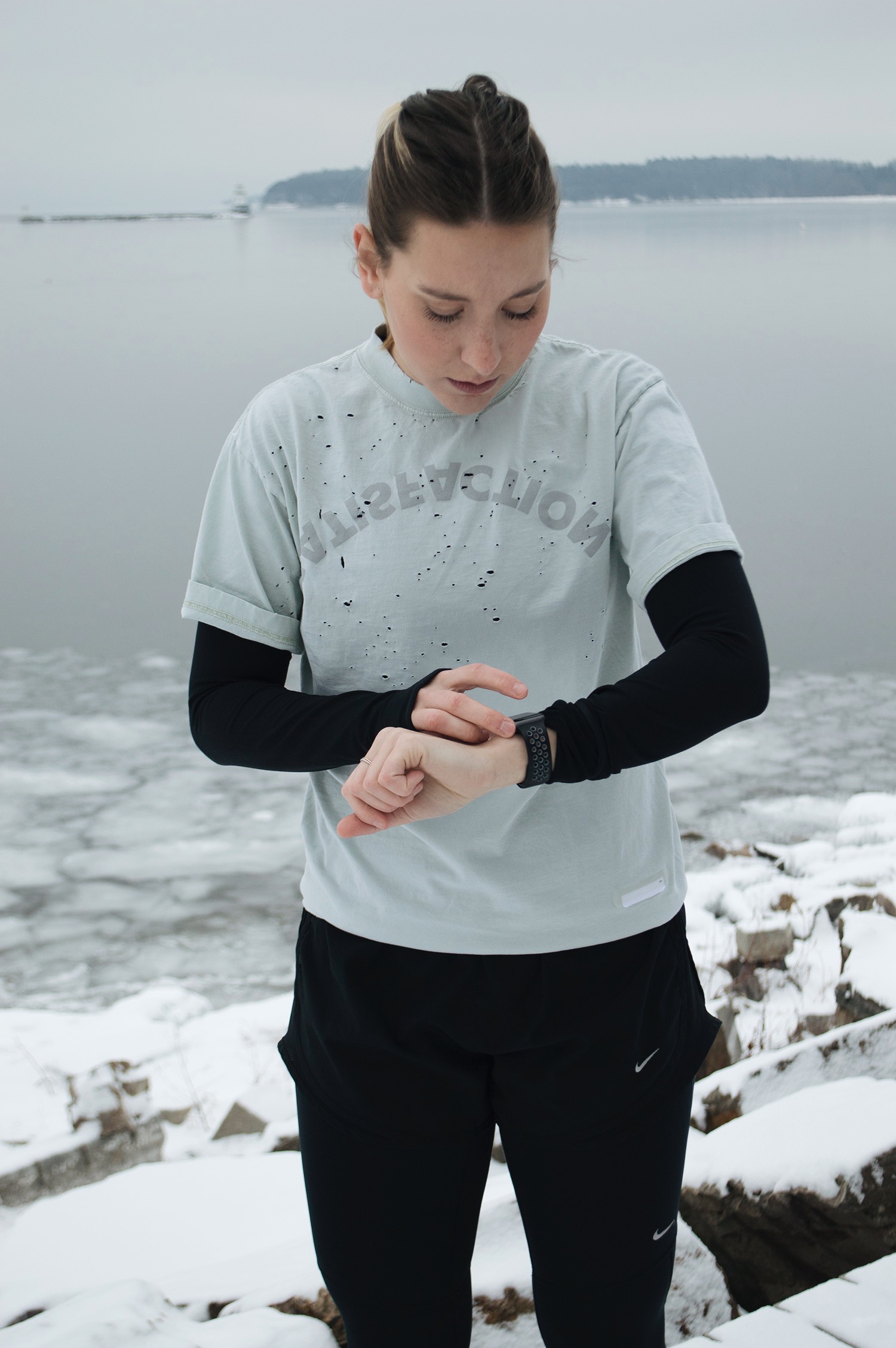 SATISFY MOTH EATEN TEE SHIRT (SIMILAR HERE AND HERE ), NIKE TEMPO SHORTS AND TIGHTS , NIKE LUNAREPIC FLYKNITS ( ON SALE ), NIKE+ APPLE WATCH 2