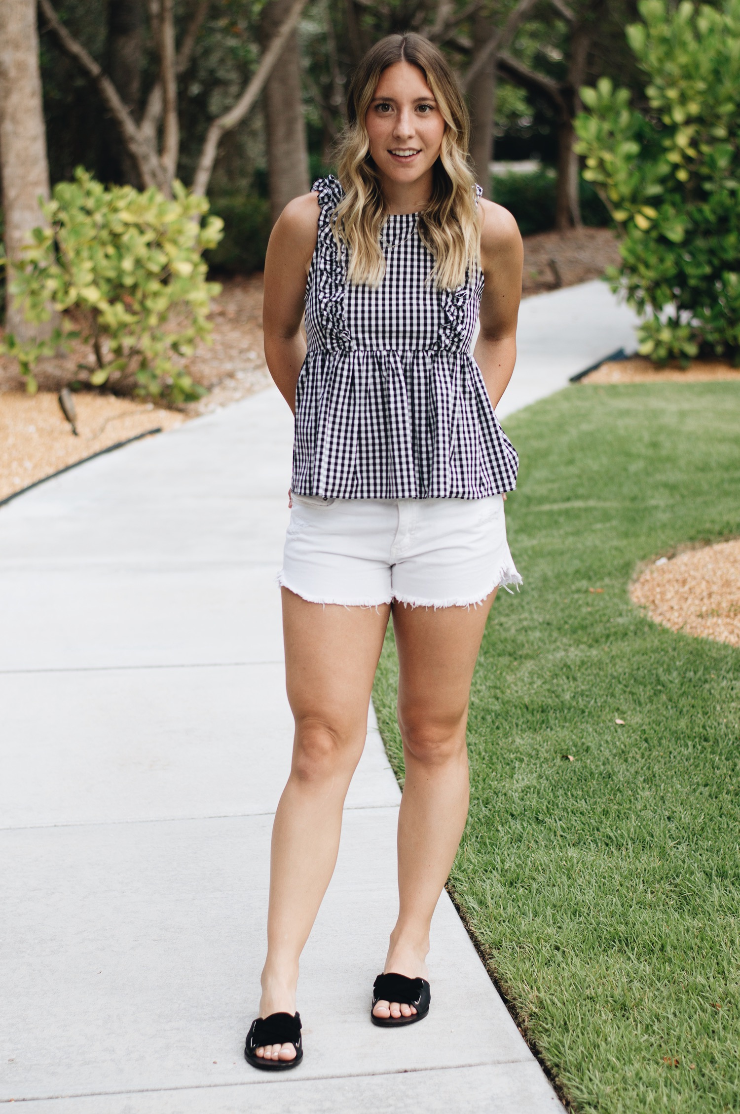 ZARA TOP SIMILAR HERE , FREE PEOPLE SHORTS , RAG AND BONE SLIDES