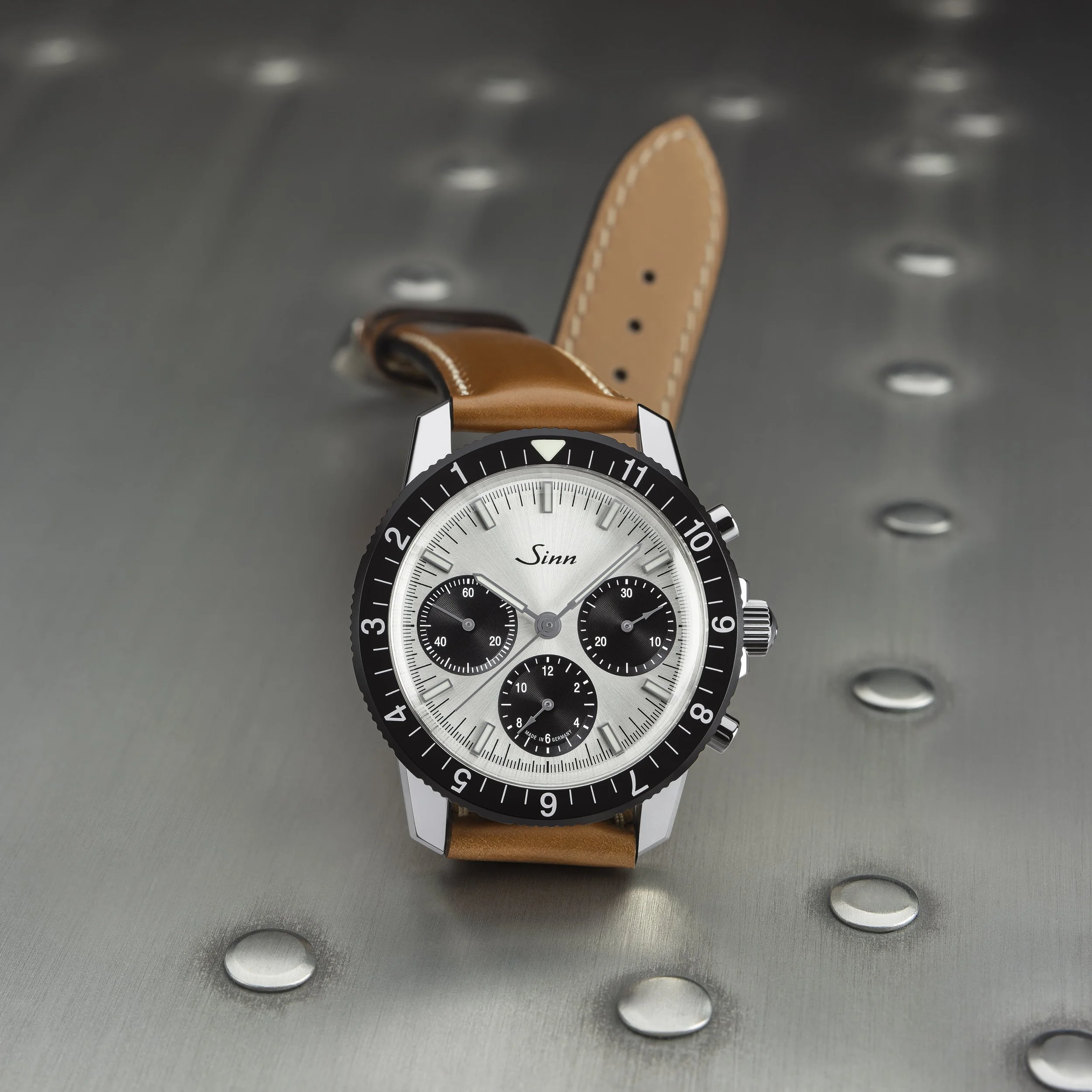 Fotostudio Frankfurt Produktfotograf Uhr Uhren Uhrenfotograf SINN Schmuckfotograf Schmuck Fotograf für Produkte Achim Küst Produktfotografie.jpg
