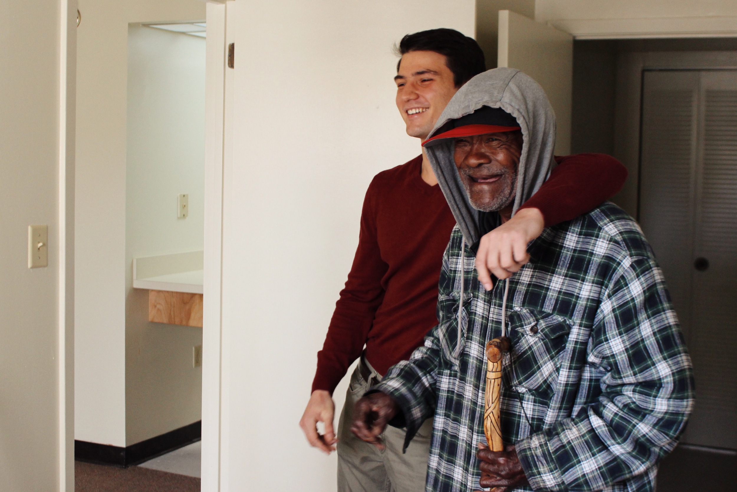 Jimmy moves into his new apartment.