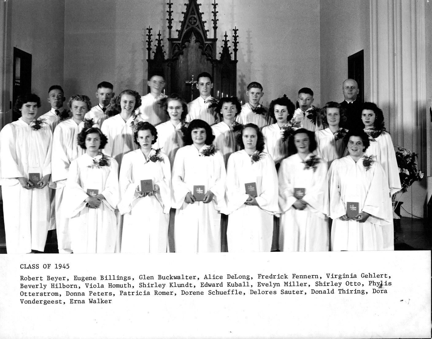 1945 Confirmation Photo.jpg