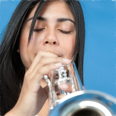 trumpet-player-estela-aragon-private-lessons-online-austin-texas.jpg