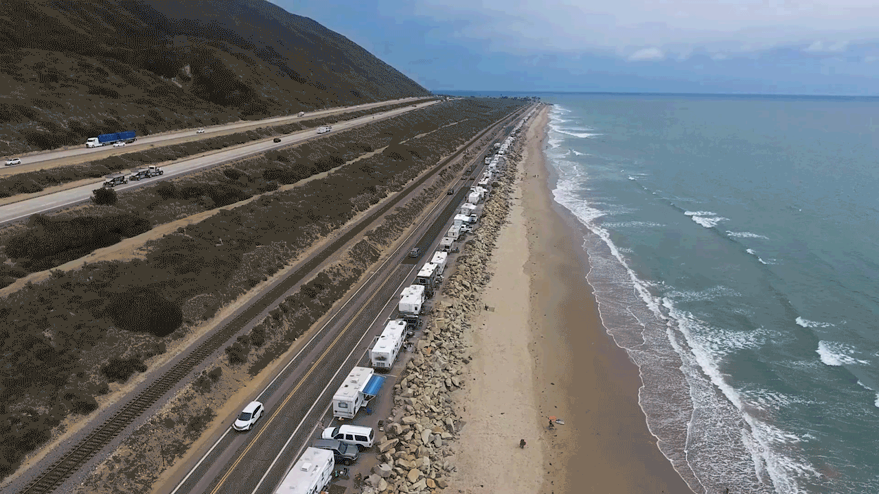 This is a little gif from my flight over the 101 in the same area.
