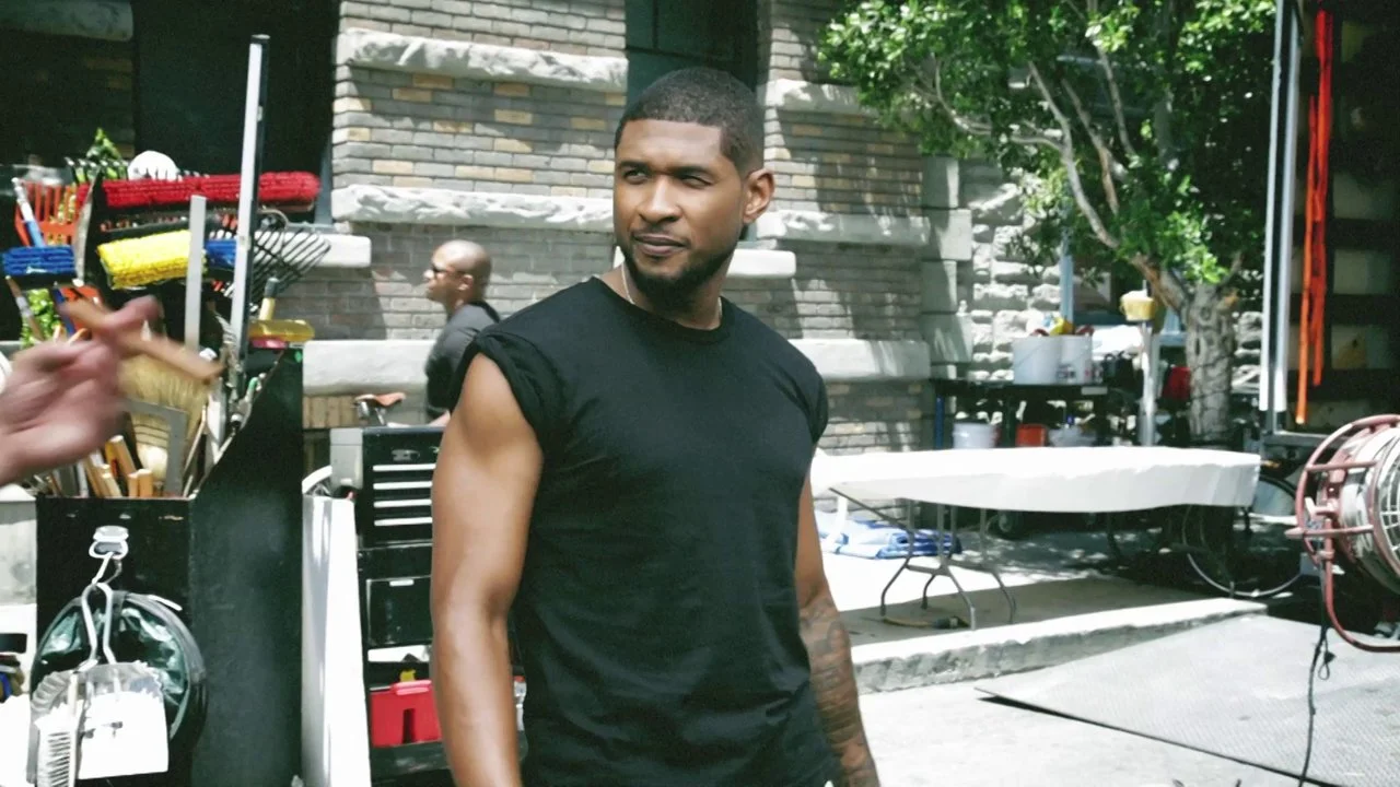 Behind the Scenes with Jim Wright, photographing Usher for Cigar Aficionado