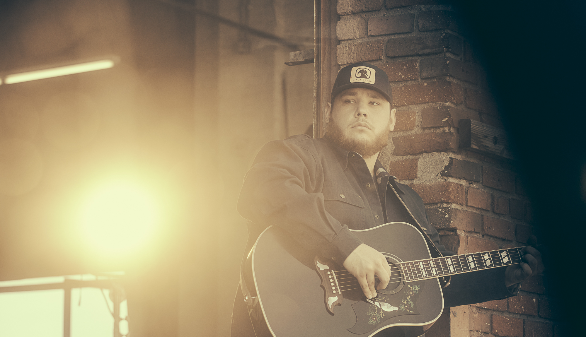 LUKE COMBS