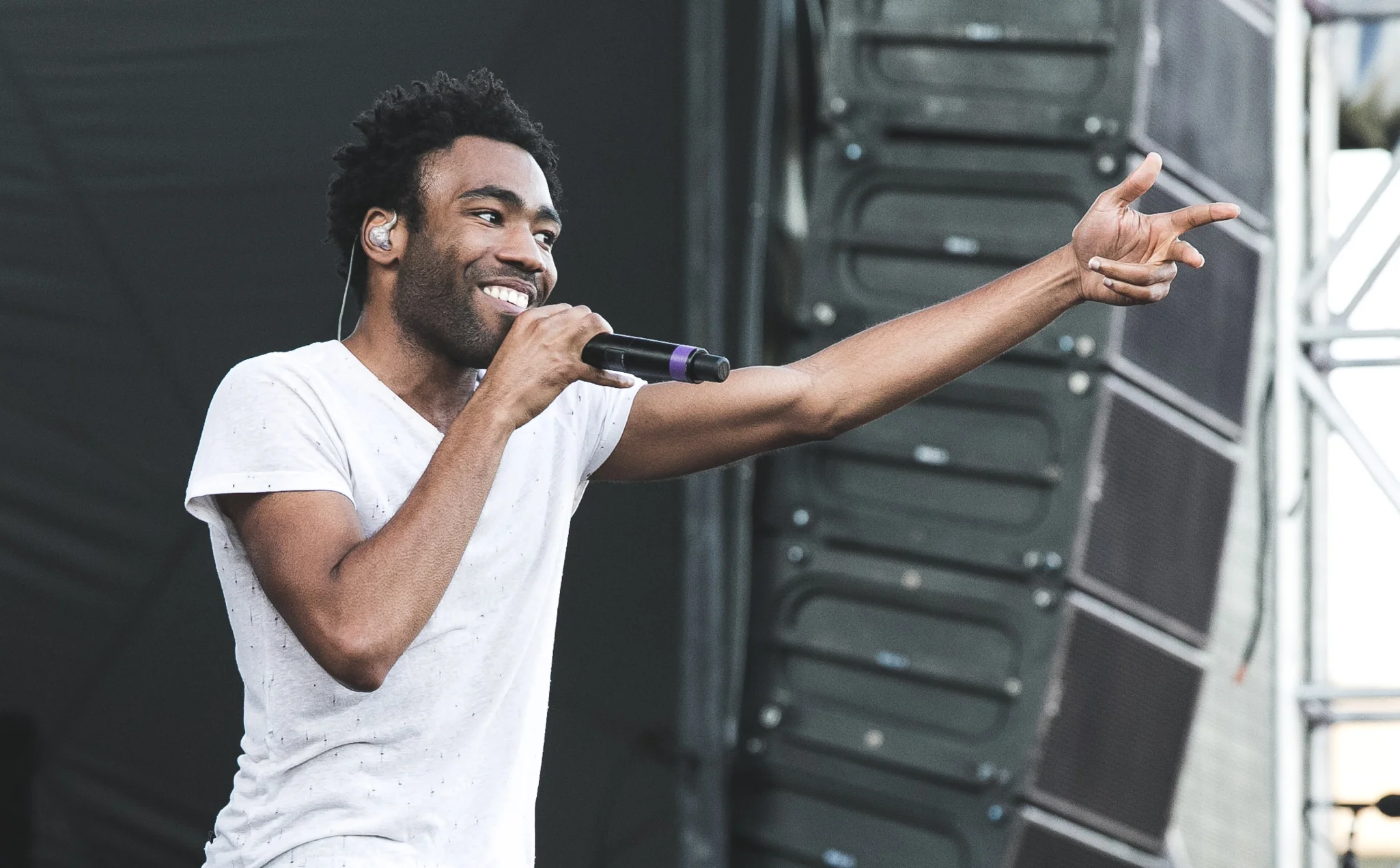 Childish-Gambino-Chance-The-Rapper-Governors-Ball-By -Pip-Cowley1406072.jpg