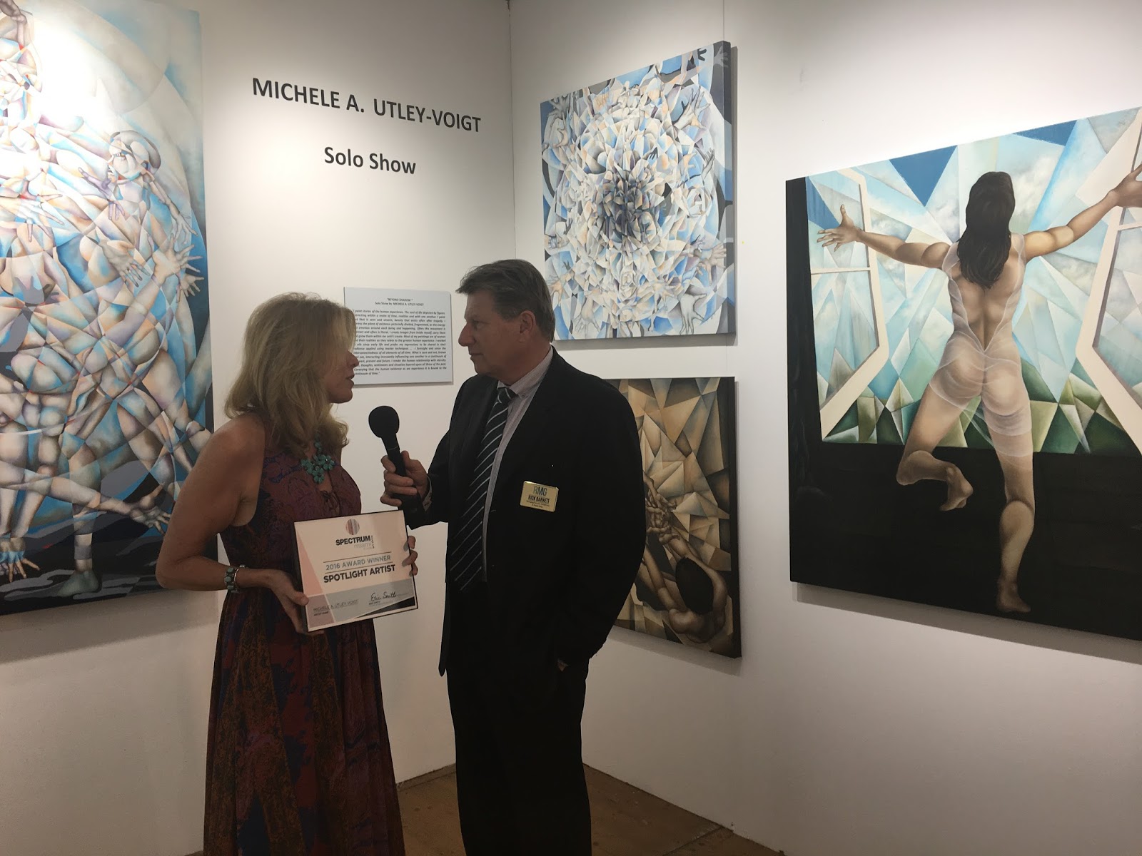 Michele receiving the Spotlight Artist Award at Spectrum Miami form Spectrum Managing Director Rick Barnett. December 2016