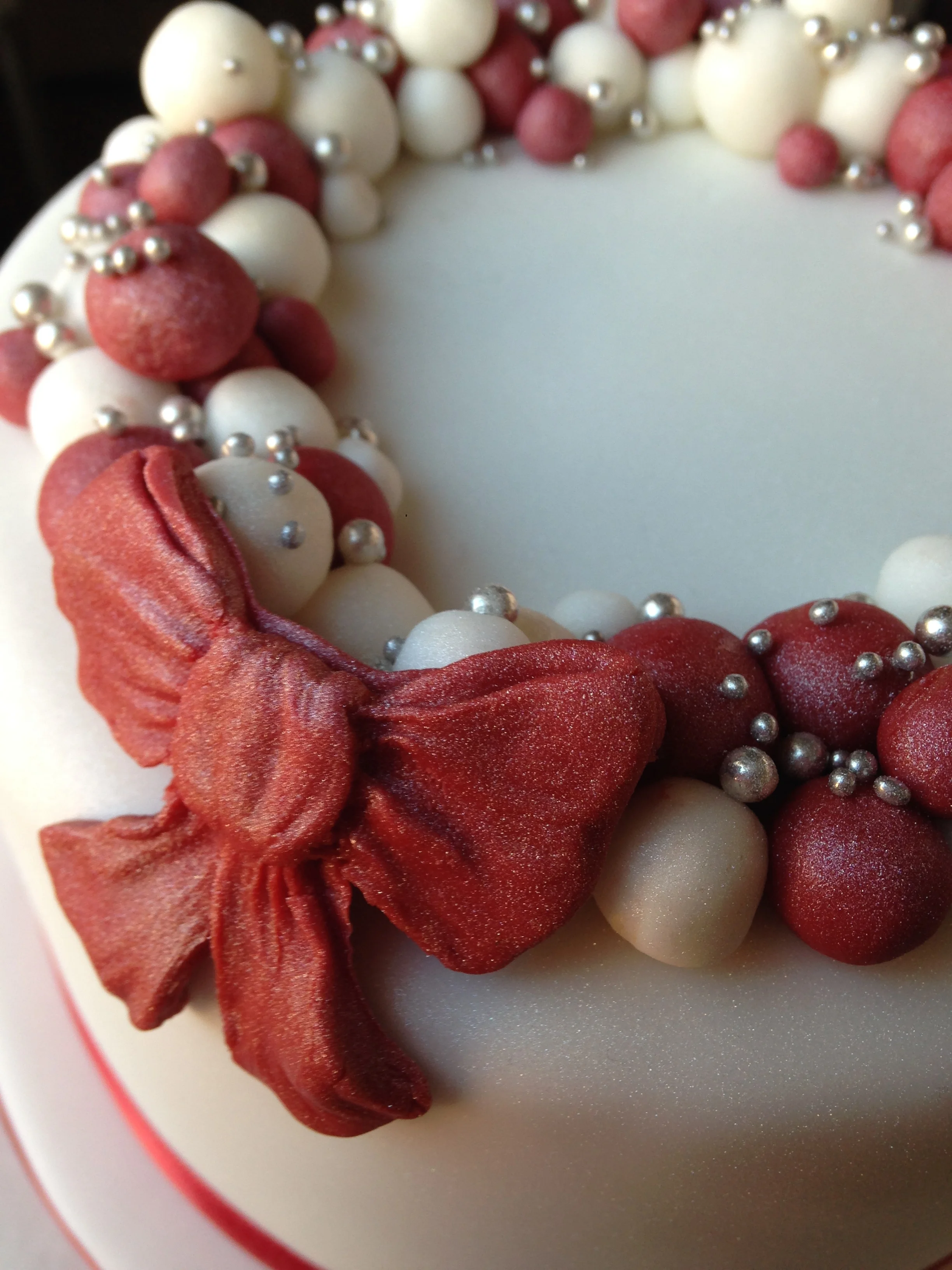 Christmas Wreath Cake