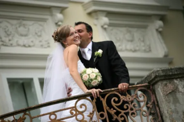brideandgroom2.jpg