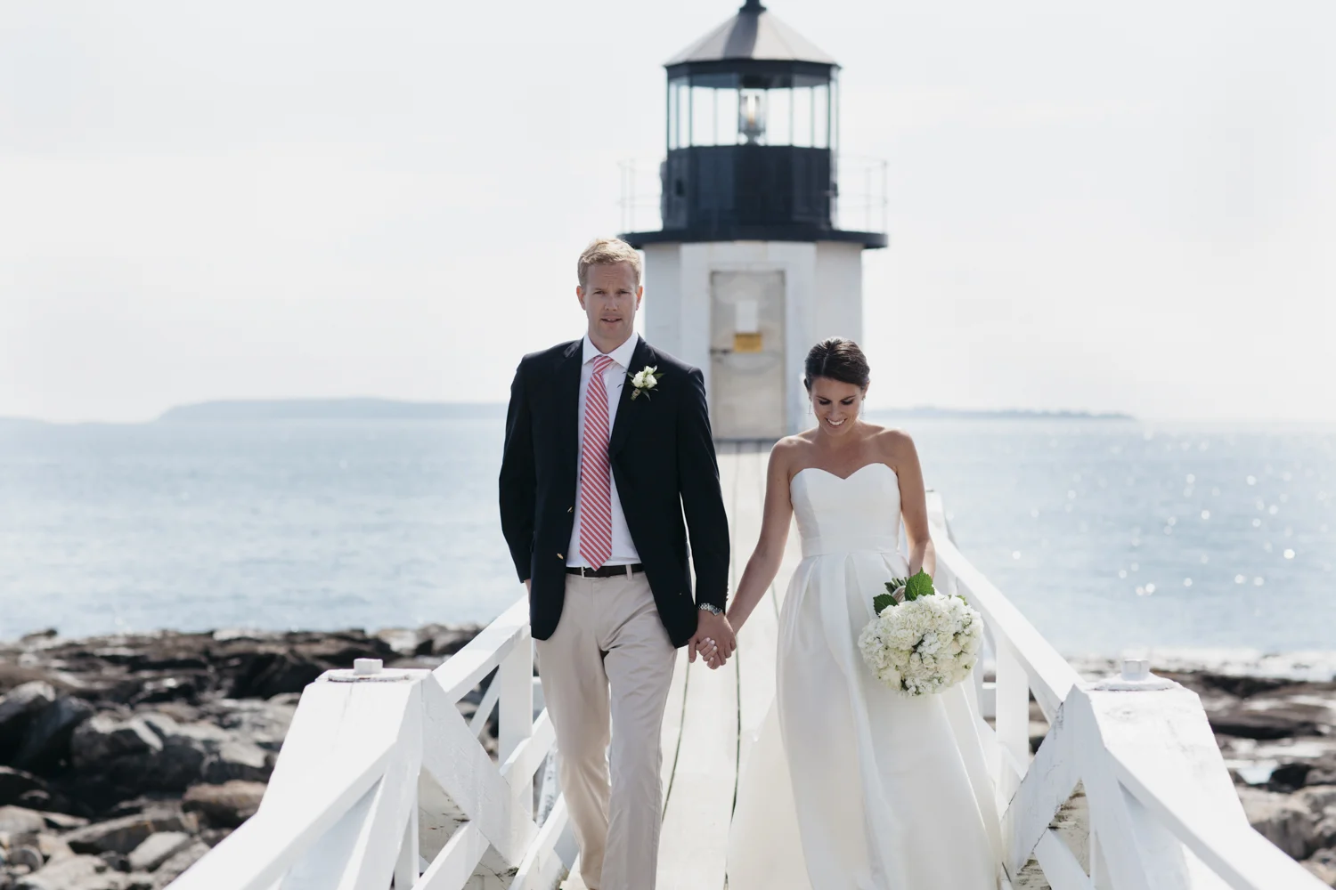 Jackie_Phils_Wedding_tenants_harbor_Maine007.jpg
