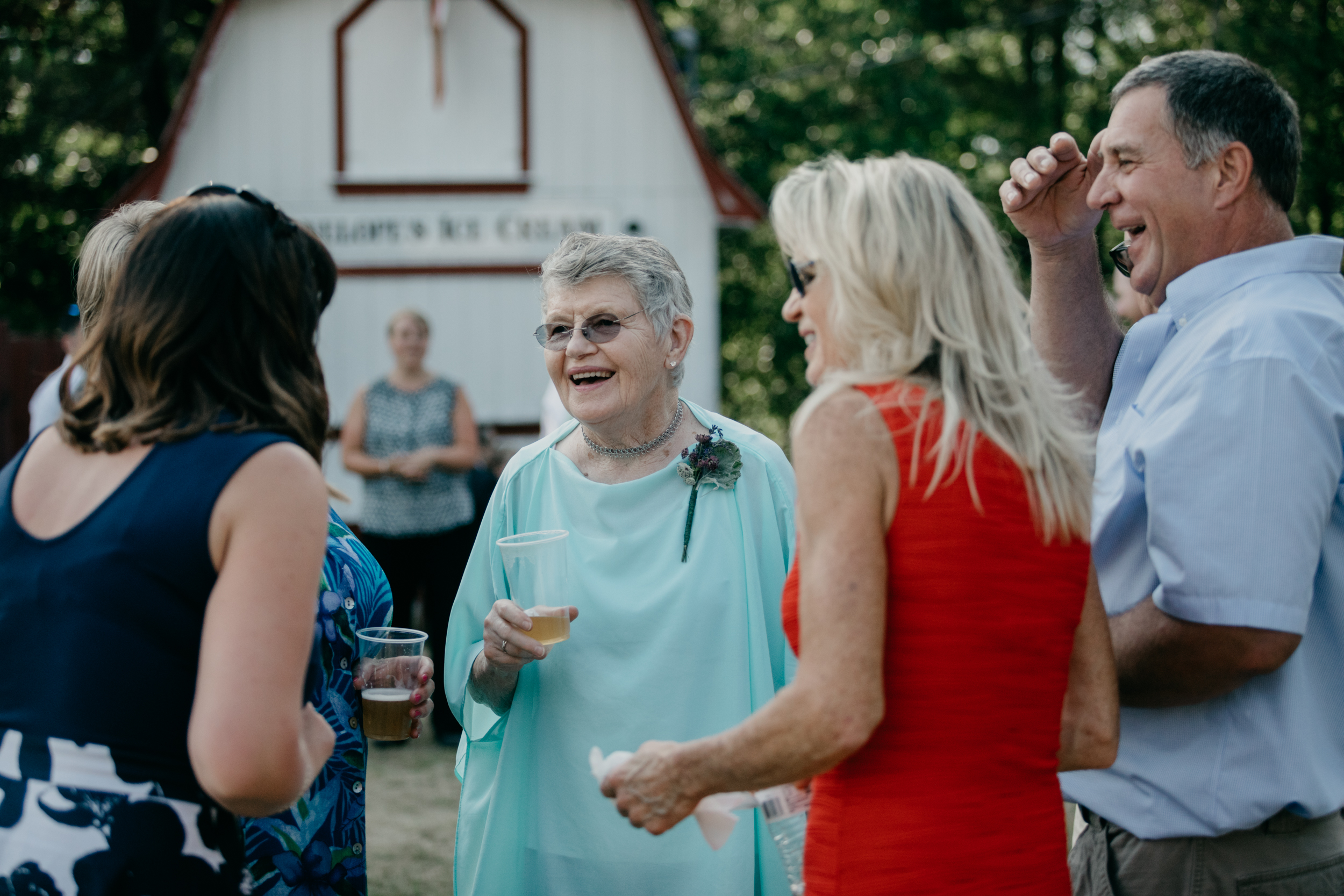 Elizabeth_Elliott_waterford_maine_fairground_wedding_026.jpg