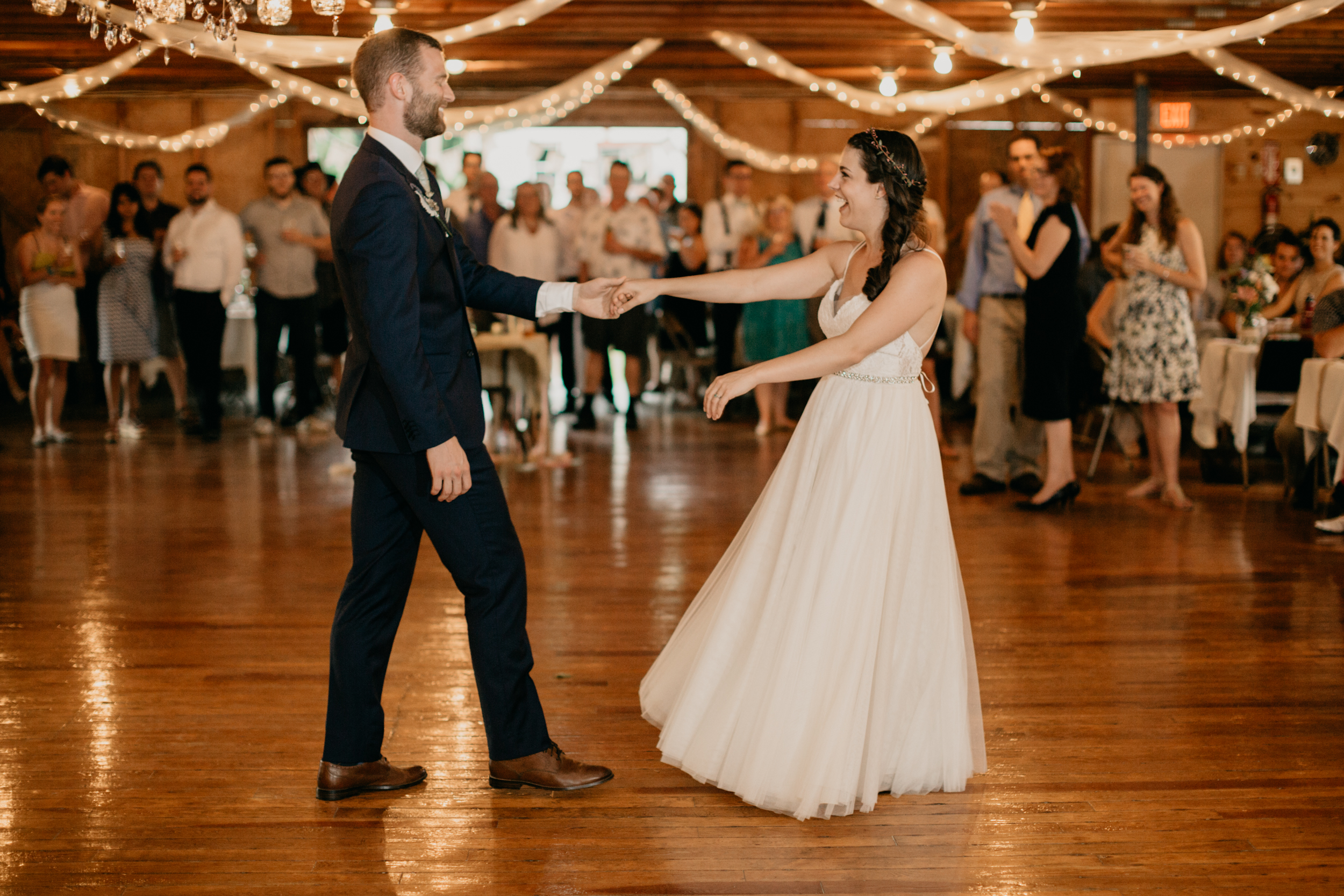 Elizabeth_Elliott_waterford_maine_fairground_wedding_037.jpg