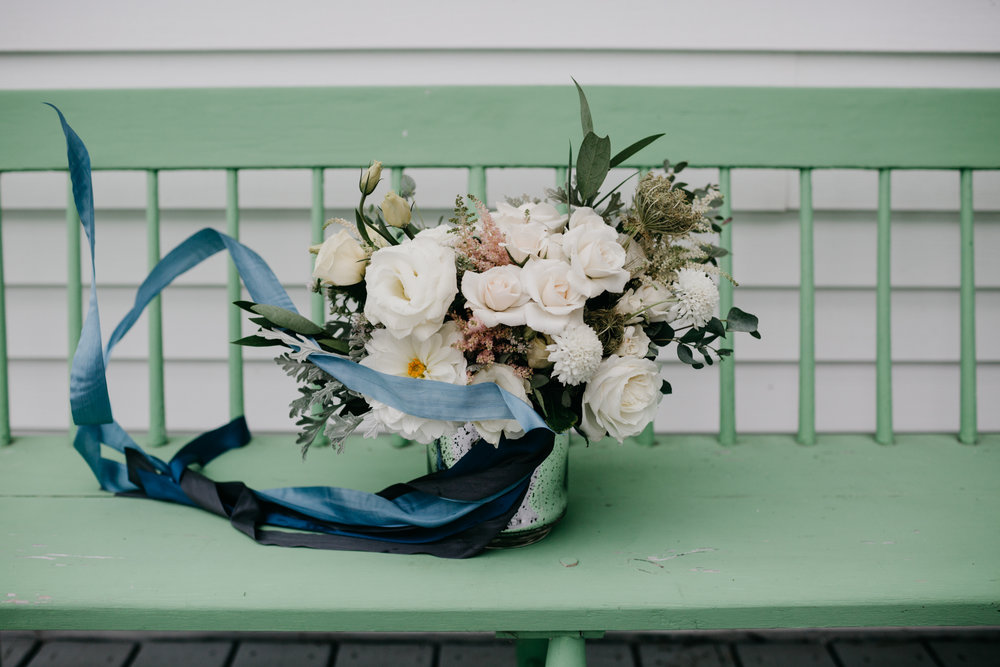 mari_luke_harpswell_Maine_rainy_backyard_wedding_009.jpg