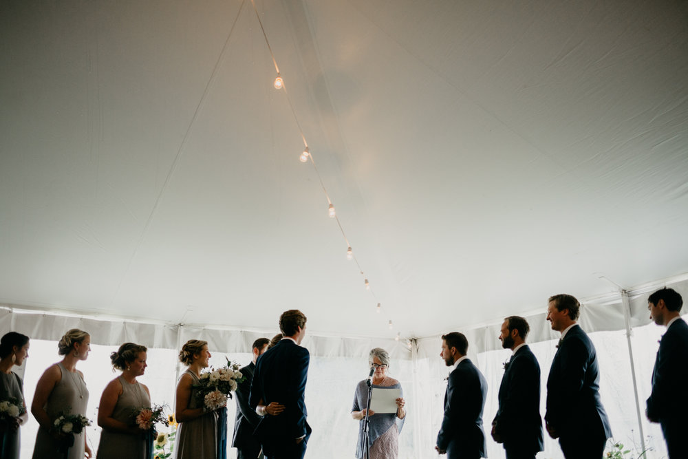 mari_luke_harpswell_Maine_rainy_backyard_wedding_024.jpg