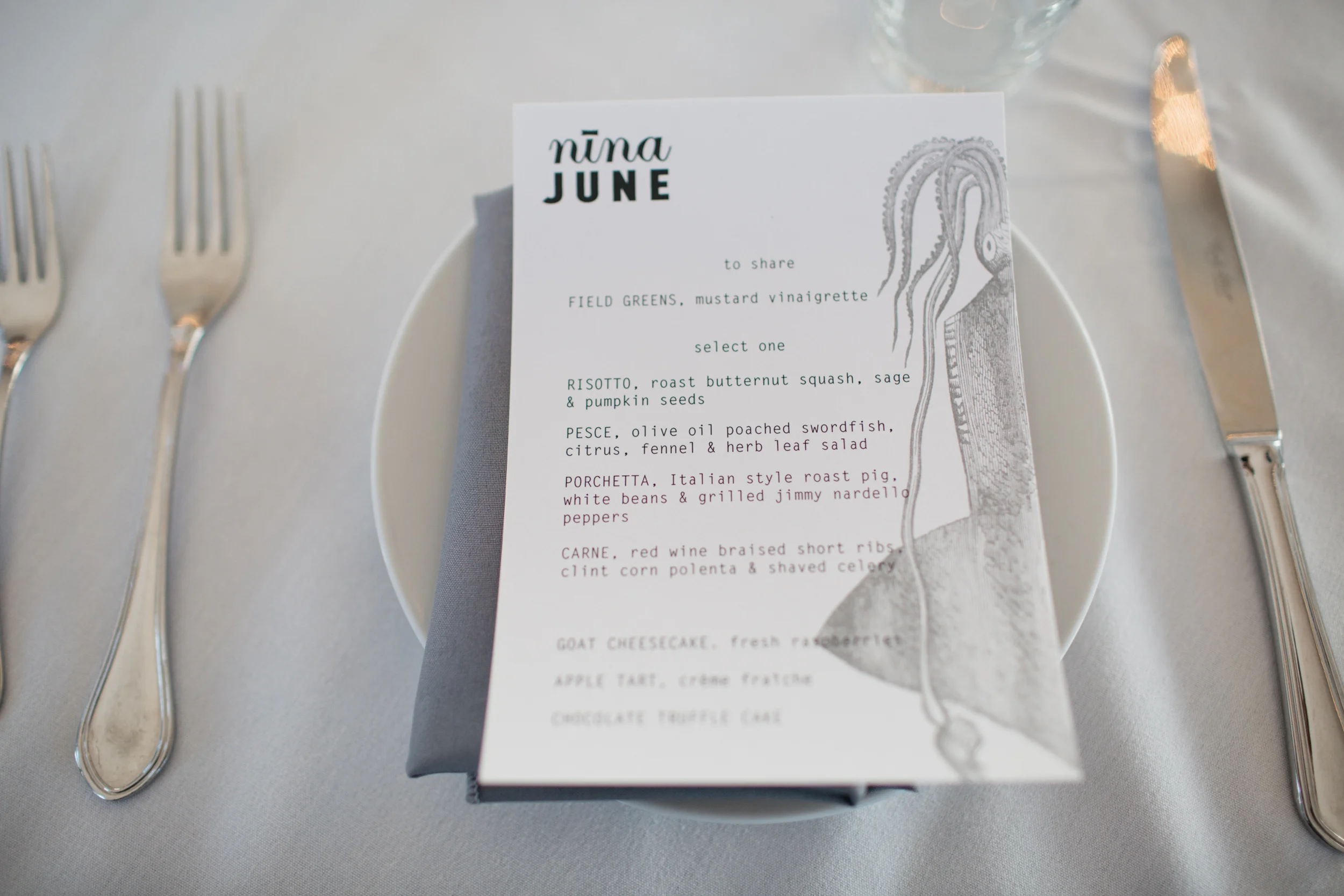 Mackenzie_Collins_Maine_wedding_in_Rockport_Union_hall_Nina_June_024.jpg