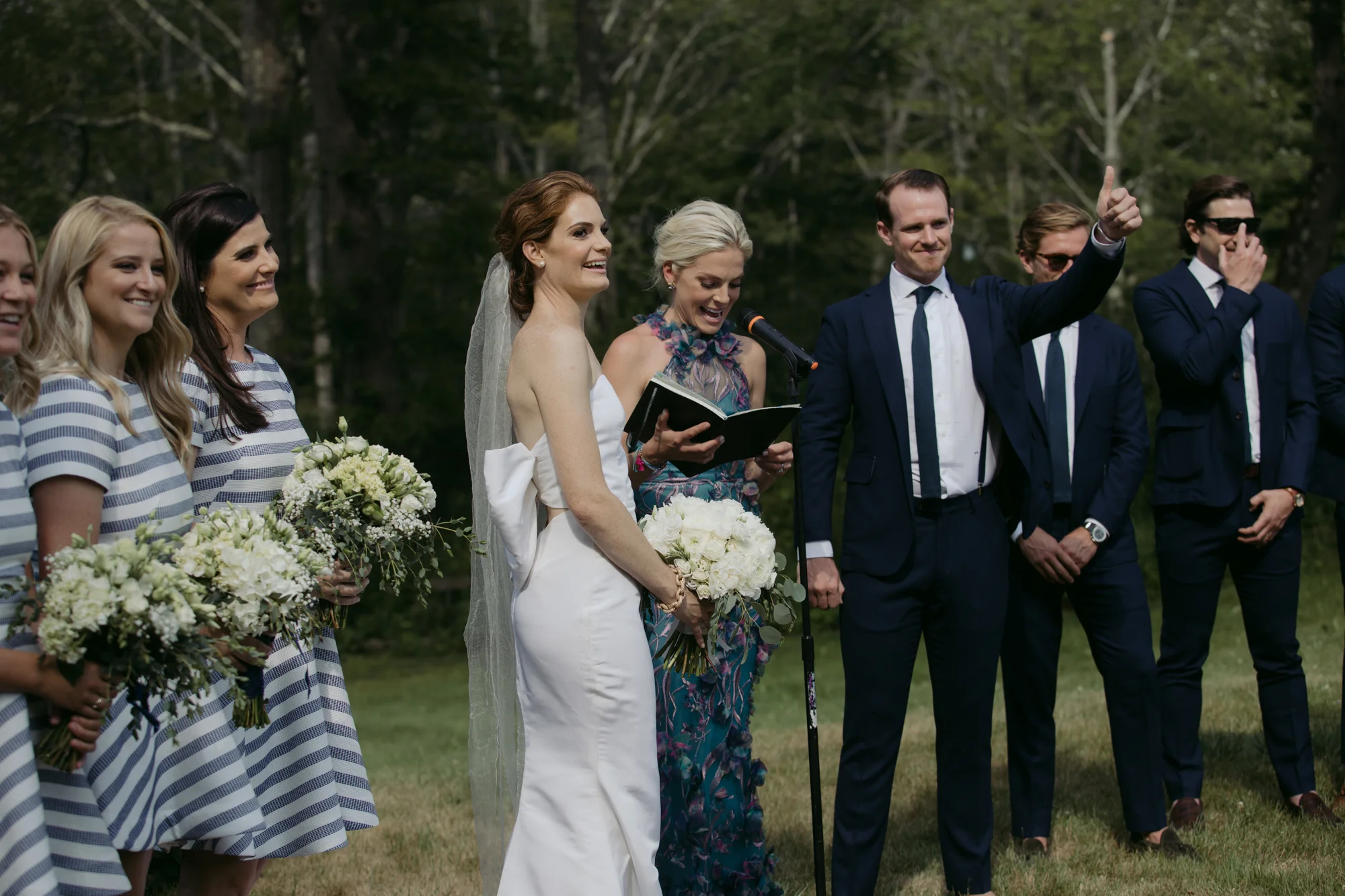 harpswell_maine_wedding_on_a_private_oceanfront_barn_leah_fisher_008.jpg