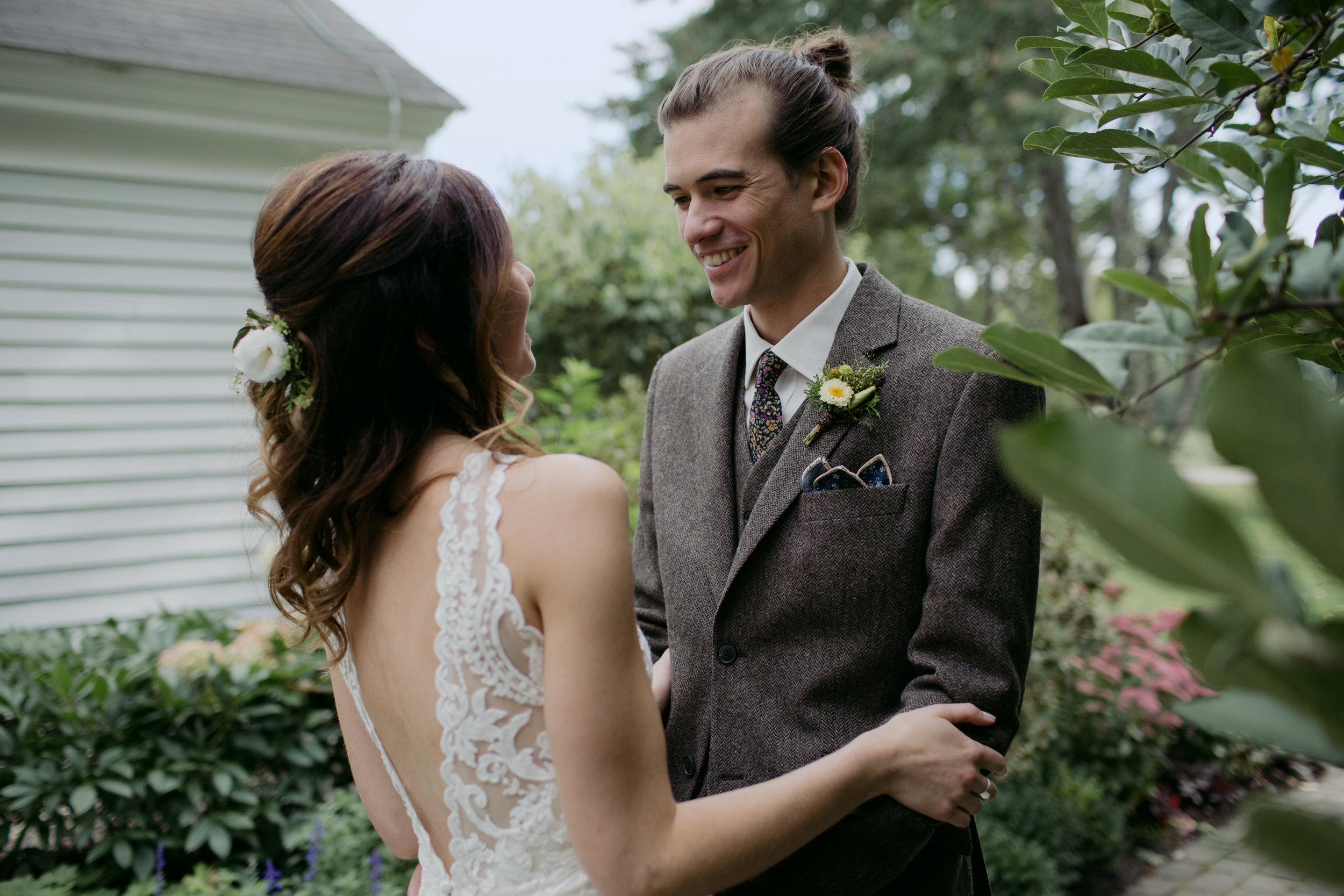 Barn_On_Walnut_Hill_North_Yarmouth_Maine_wedding_Leah_Fisher_Photographer-9.jpg