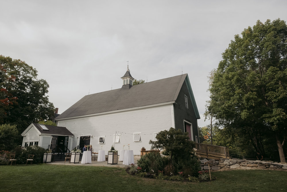 Barn_On_Walnut_Hill_North_Yarmouth_Maine_wedding_Leah_Fisher_Photographer-18.jpg
