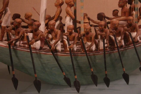 nubian and Egyptian sailors were navigating the trade winds to the americas in fortified ships 2000 years before columbus voyage of 1492.