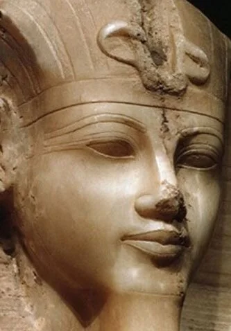 Hatshepsut Image_197a2ef81059cec0ea9e3defb0254feb--amenhotep-iii-egyptian-art_1.jpg