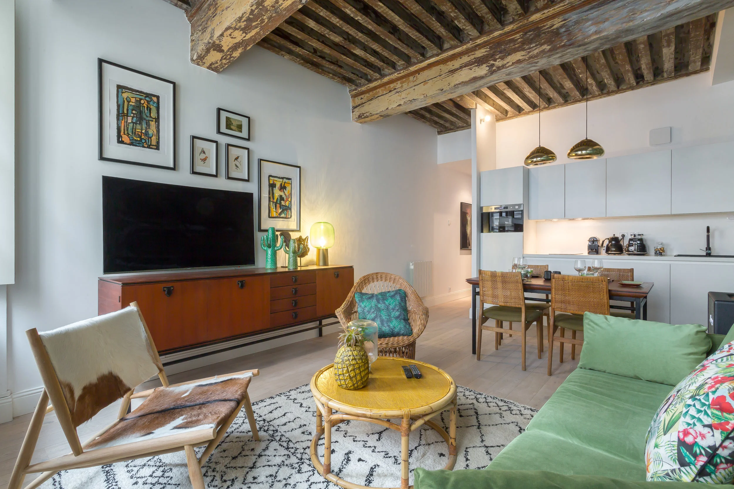 LikeHome - 26 Place de l'Hopital - Jungle -2.jpg