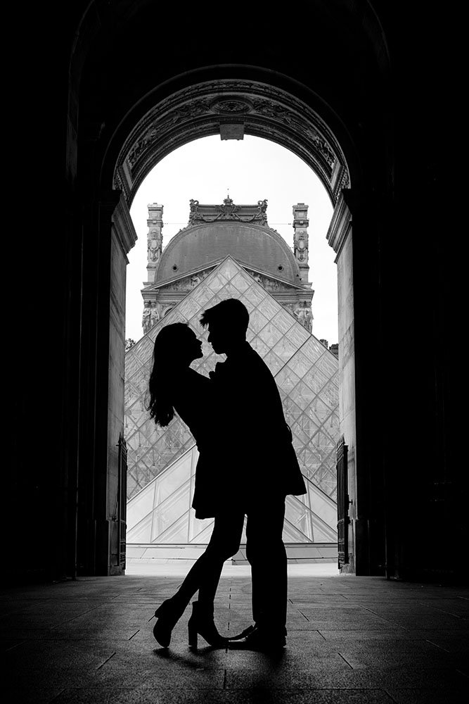 Paris-for-two-photographer-chris-perona-proposal-engagement-Louvre-silhouete.jpg