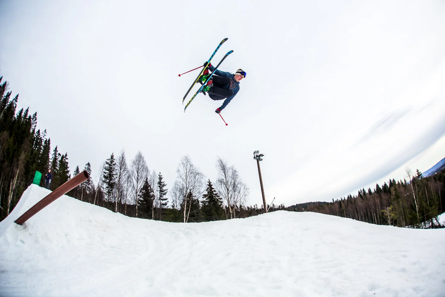 200416_fausko_oslo_wyller_springshred_action_freeskiing-16.jpg