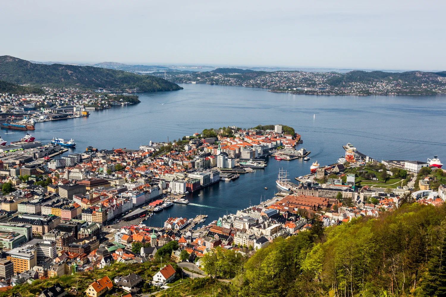 100516_fausko_lofotentravels_bergen_kristianbulow_landskap_dokumentar_portrett.jpg