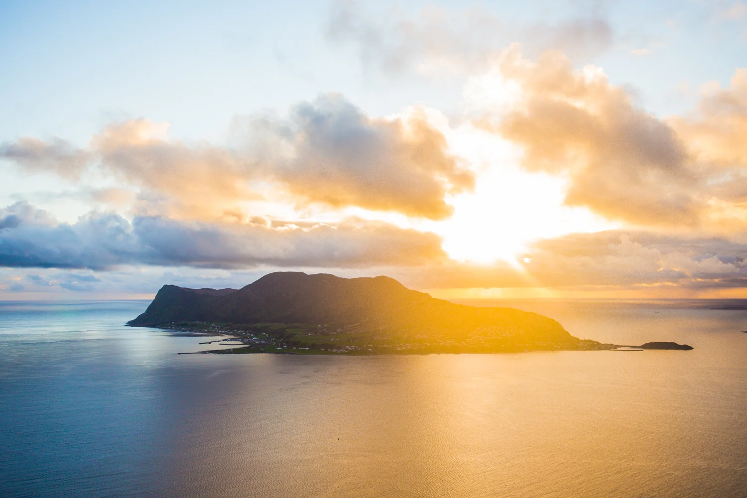 140516_fausko_ålesund_lofotentravels_landskap_portrett_dokumentar-25.jpg