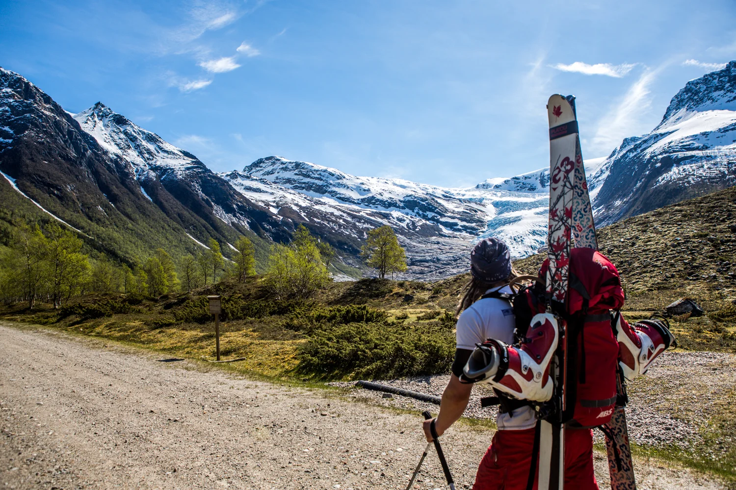 220516_fausko_lofotentravels_topptur_helgelandsbukken_landskap_dokumentar_freeskiing-7.jpg