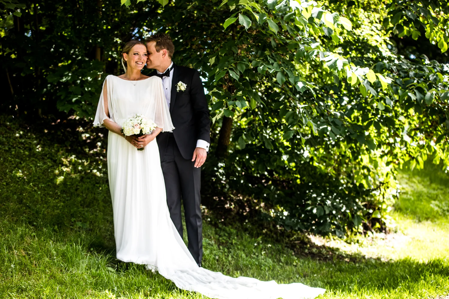 170617_fausko_oslo_fagerborgkirke_bryllup_amund&susanne_portrett_dokumentar_-61.jpg