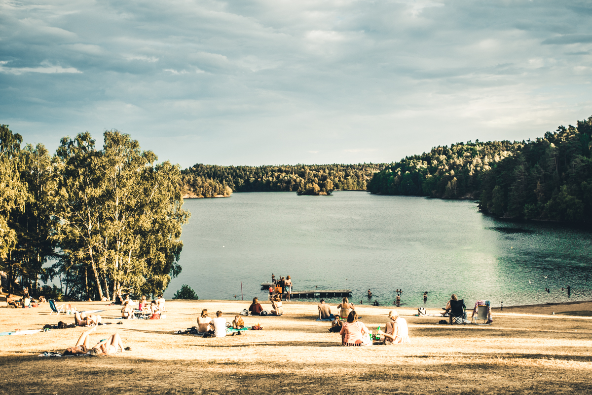 120718_fausko_gøteborg_sommer_badeplass_landskap_dokumentar.jpg