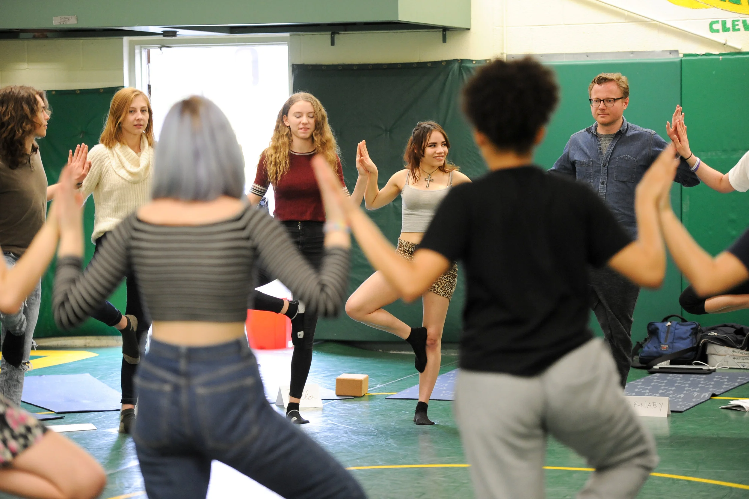 Mindful Studies students at Cleveland High School with teacher Barnaby Willett.