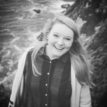 Elizabeth Abernethy, Social Entrepreneurship Alumna Where is she now?? Designer at Neighborly, Encouraging investing by neighborhood. Imaginative Problem-solver and dot-connector. Passion : Making things that matter. Education : North Coarolina State University