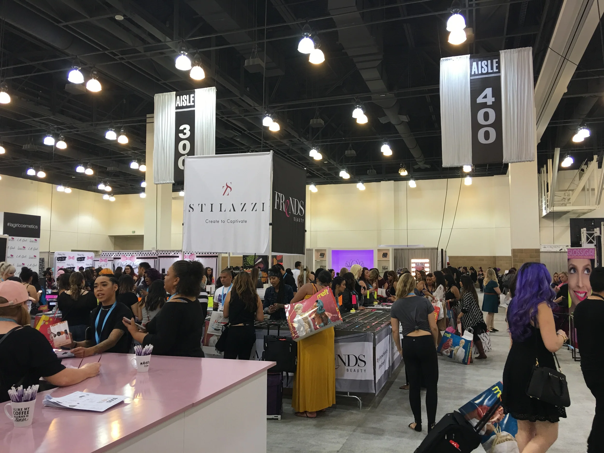 Frends Beauty Booth, PHAMExpo Los Angeles 2016