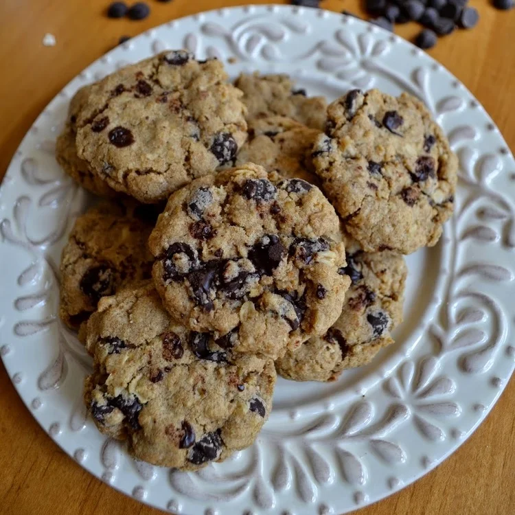 Weird State of Life, But Oatmeal Chocolate Cookies