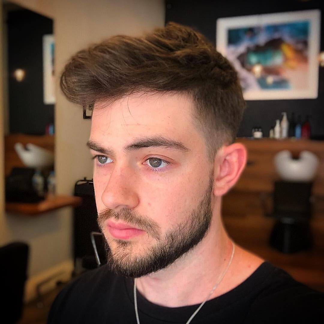 Classic with the edge.✂️ @gabscanu  #menshair #menscut #fadehaircut #haircutsformen #mensfashion #mensstyle #mensinspiration #americancrew #mosmansalon #sydneyhairdresser#menslook #hairfashion #instahair #hairofinstagram