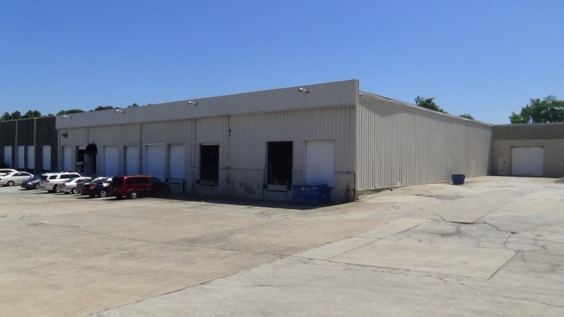 Char-Griller - Chamblee-EXISTING-EXTERIOR.jpg