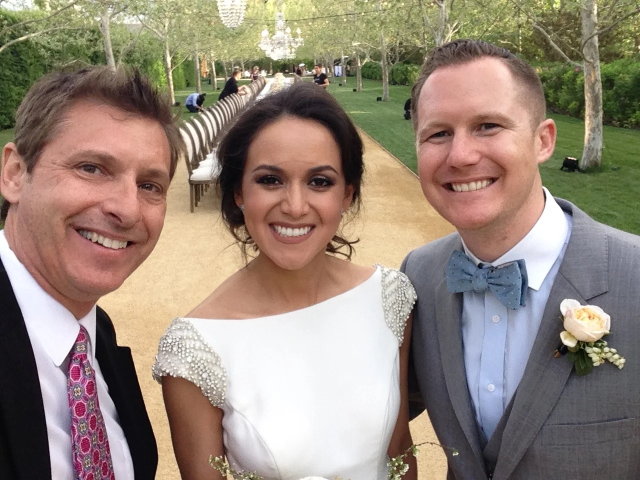 Santa Barbara Wedding DJs : Dance party, wedding dance party, dance floor lighting, wedding reception