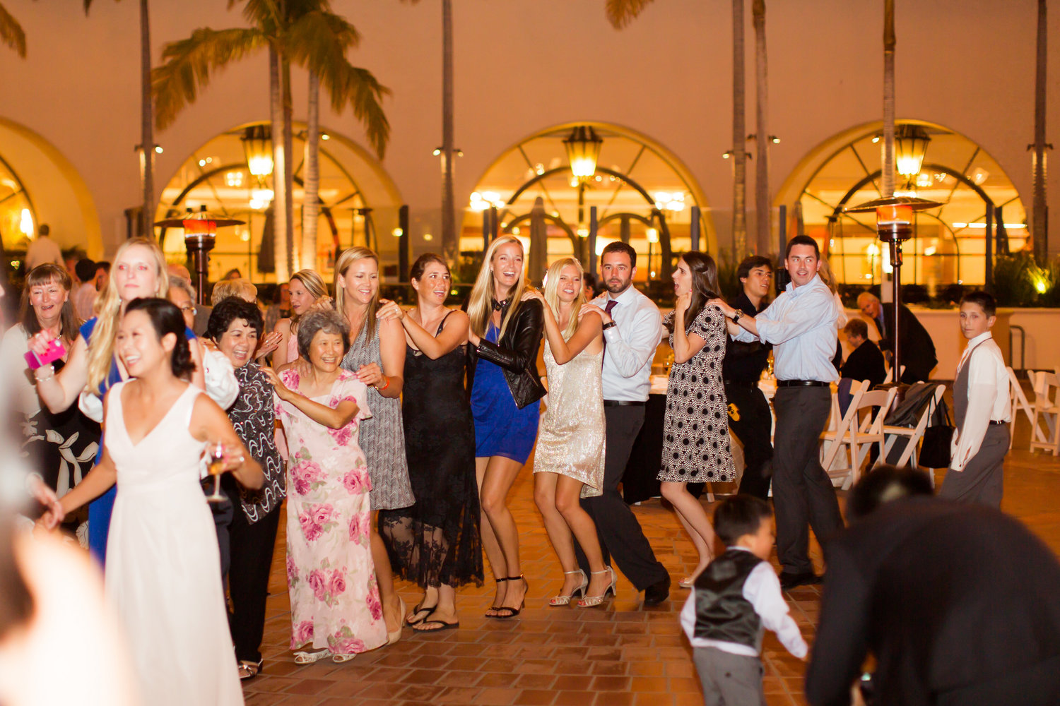 Santa Barbara Wedding DJs: Dance floor rentals 