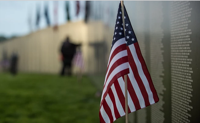 Traveling Vietnam Wall